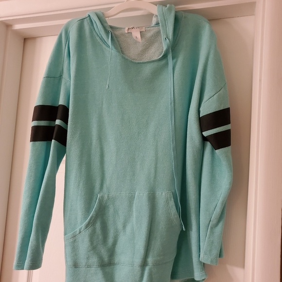 just be Tops - Just Be Hooded Tunic Top
